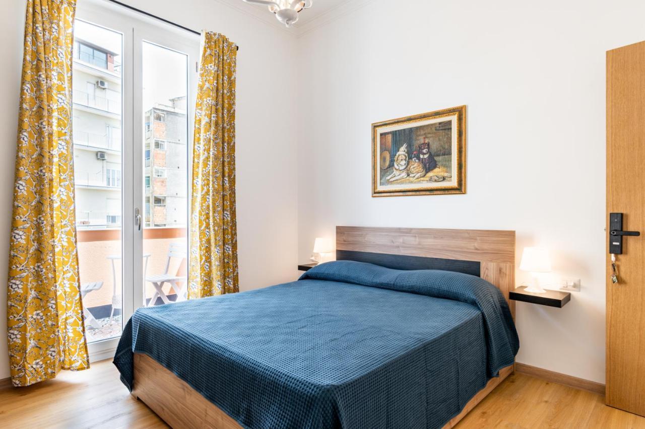 Catania Central Guest House - Rooms With Balcony Екстер'єр фото